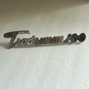 Dodge Tradesman 100 Emblem